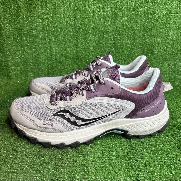Saucony Excursion TR15 Womens Gray Purple Running Shoes Size 8 - Worn Once - Picture 3 of 12